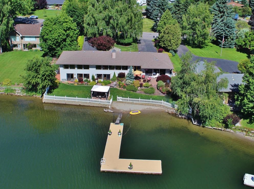220 N Lakeview Drive